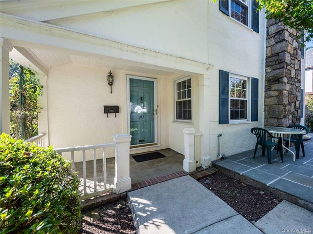 109 Chase Road, Manhasset, NY 11030