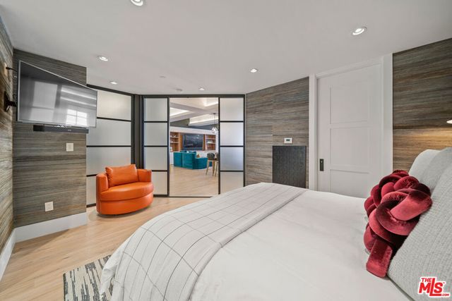 849 S Broadway 812, Los Angeles, CA 90014