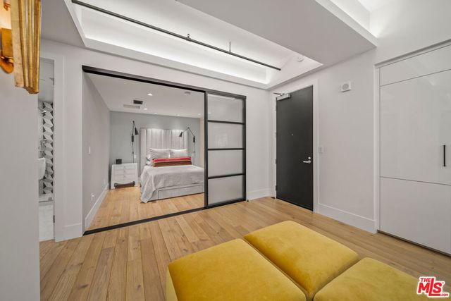 849 S Broadway 812, Los Angeles, CA 90014