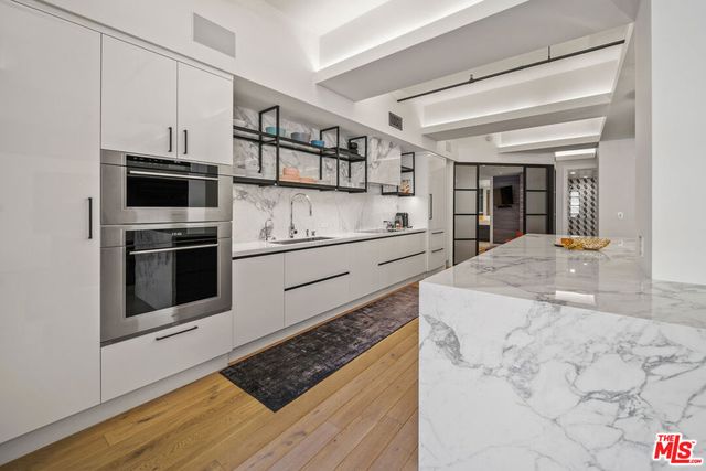 849 S Broadway 812, Los Angeles, CA 90014