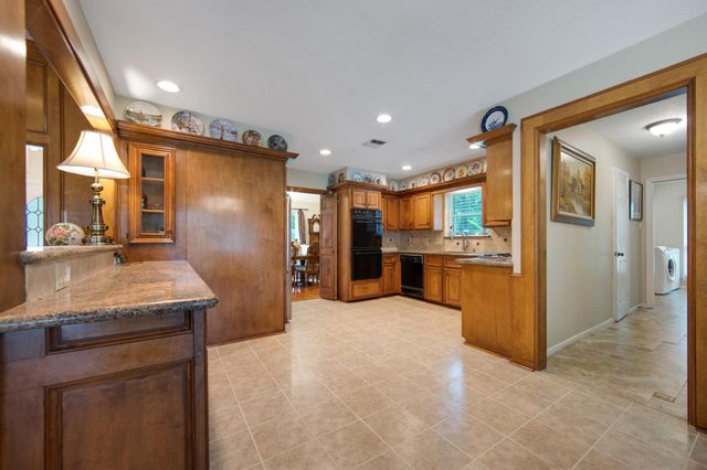 4334 Hill Forest Drive, Houston, TX 77345
