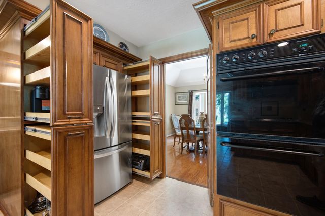 4334 Hill Forest Drive, Houston, TX 77345