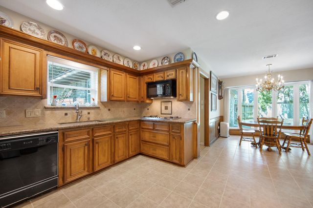 4334 Hill Forest Drive, Houston, TX 77345