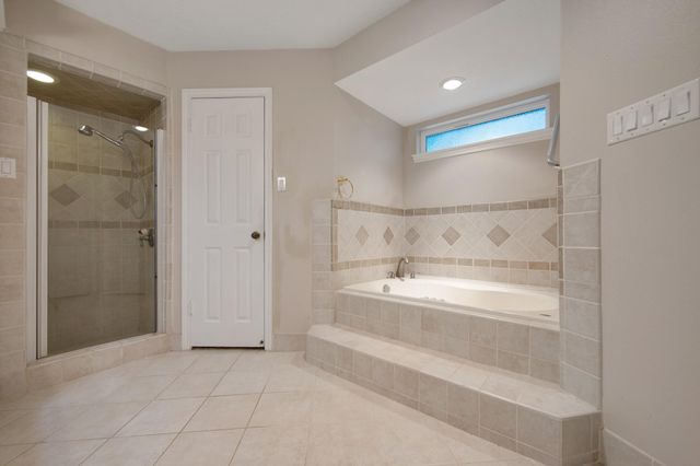 4334 Hill Forest Drive, Houston, TX 77345