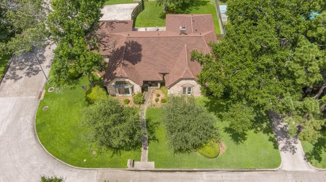 4334 Hill Forest Drive, Houston, TX 77345
