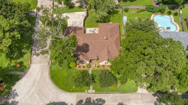 4334 Hill Forest Drive, Houston, TX 77345