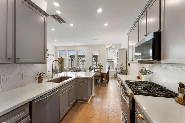 617 Royal Arch Drive, Conroe, TX 77304