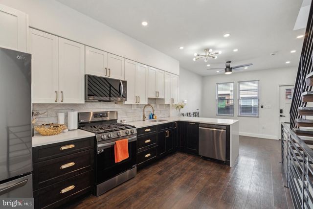 2420 HARLAN ST, Philadelphia, PA 19121