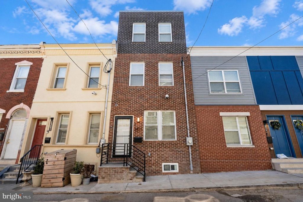2420 HARLAN ST, Philadelphia, PA 19121