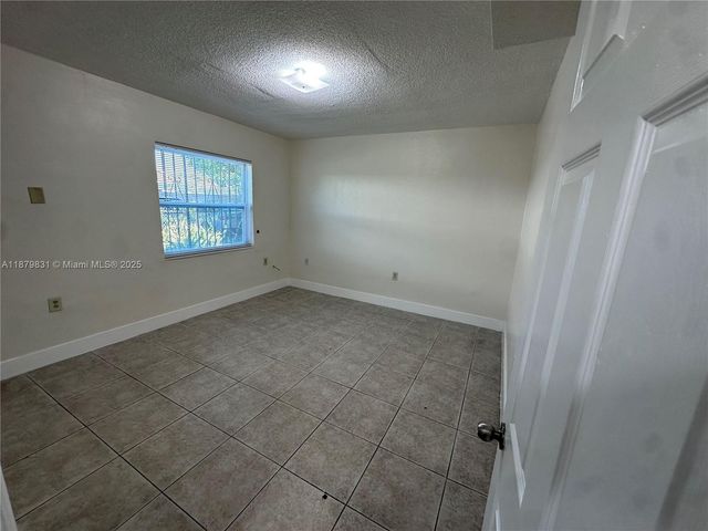 16150 NE 19th Ct 4, North Miami Beach, FL 33162