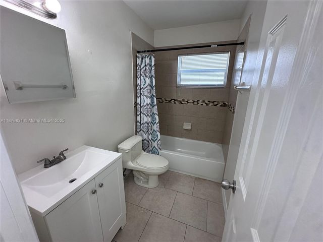 16150 NE 19th Ct 4, North Miami Beach, FL 33162