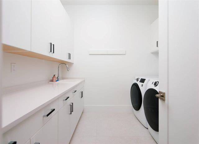 12881 Wingspan Court, Palm Beach Gardens, FL 33412