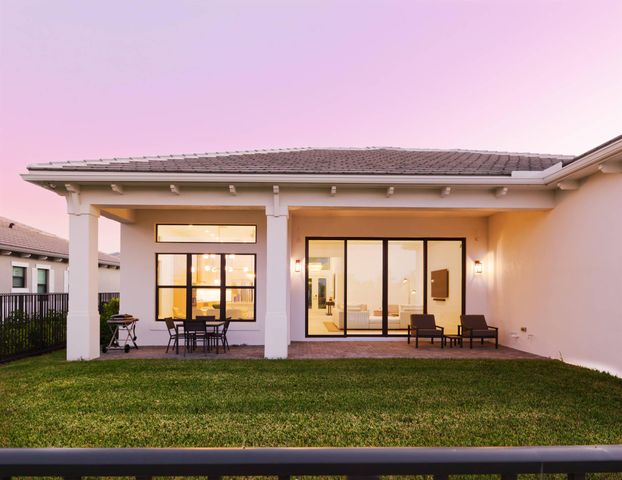 12881 Wingspan Court, Palm Beach Gardens, FL 33412