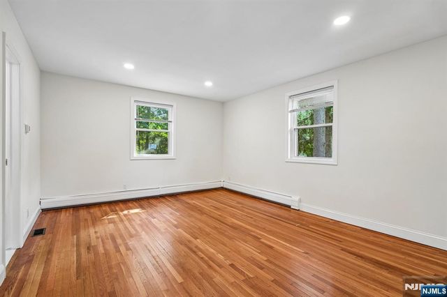 91 Birchwood Road, Glen Rock, NJ 07452