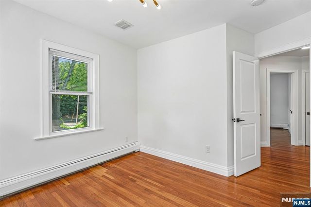 91 Birchwood Road, Glen Rock, NJ 07452