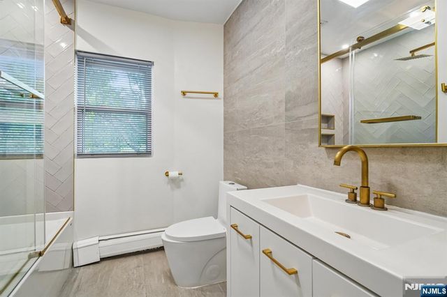 91 Birchwood Road, Glen Rock, NJ 07452