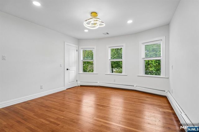 91 Birchwood Road, Glen Rock, NJ 07452
