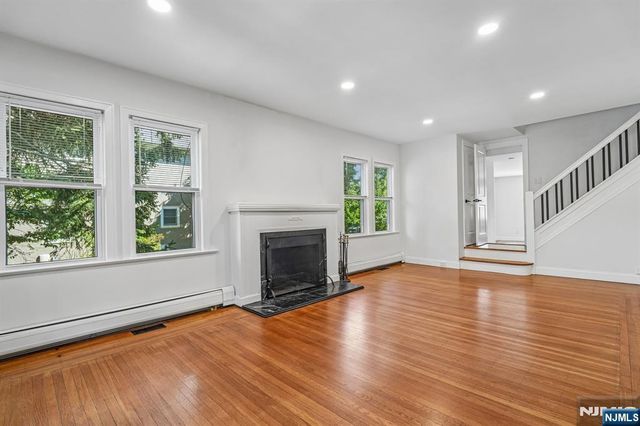 91 Birchwood Road, Glen Rock, NJ 07452