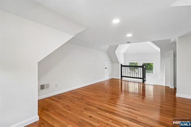 91 Birchwood Road, Glen Rock, NJ 07452