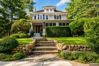 91 Birchwood Road, Glen Rock, NJ 07452