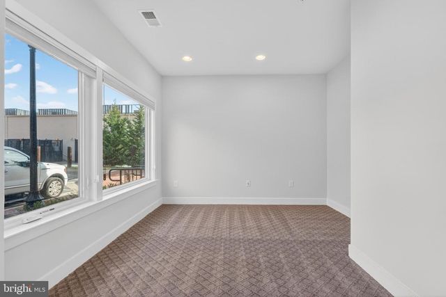 402 STABLER LN, Alexandria, VA 22304