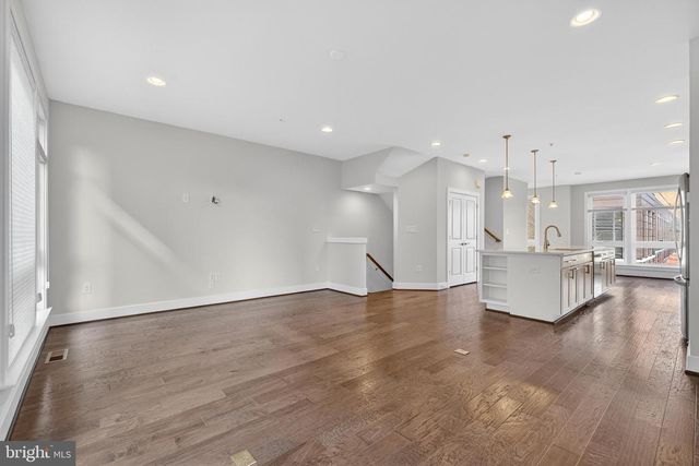 402 STABLER LN, Alexandria, VA 22304