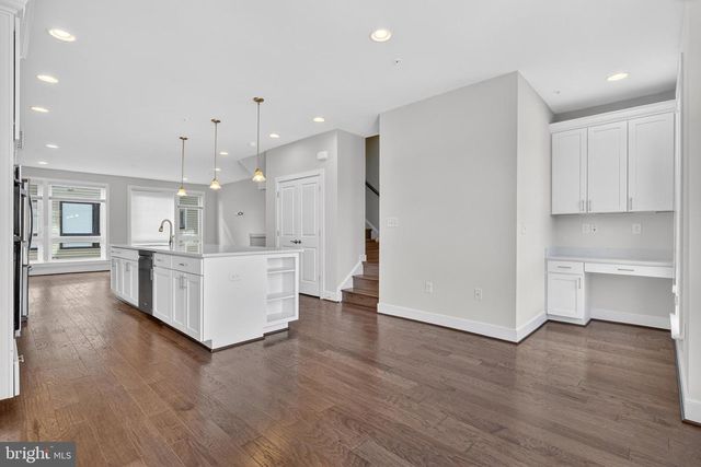 402 STABLER LN, Alexandria, VA 22304