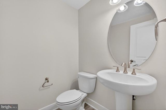 402 STABLER LN, Alexandria, VA 22304