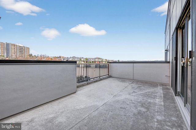 402 STABLER LN, Alexandria, VA 22304