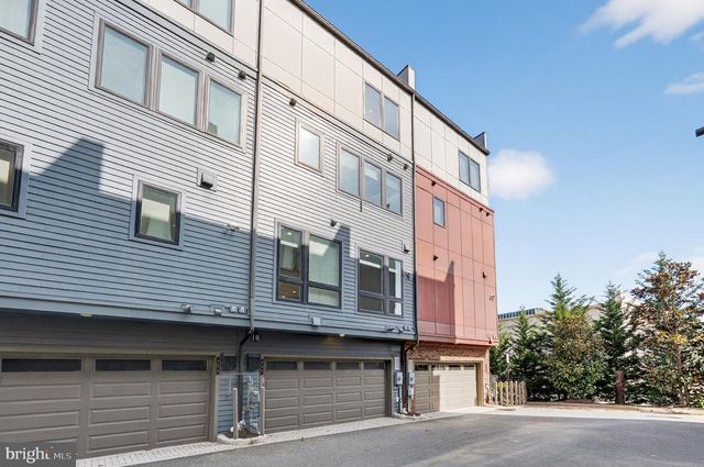 402 STABLER LN, Alexandria, VA 22304