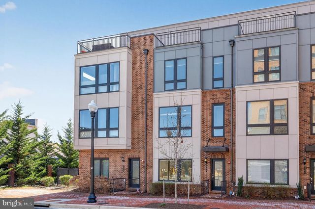 402 STABLER LN, Alexandria, VA 22304