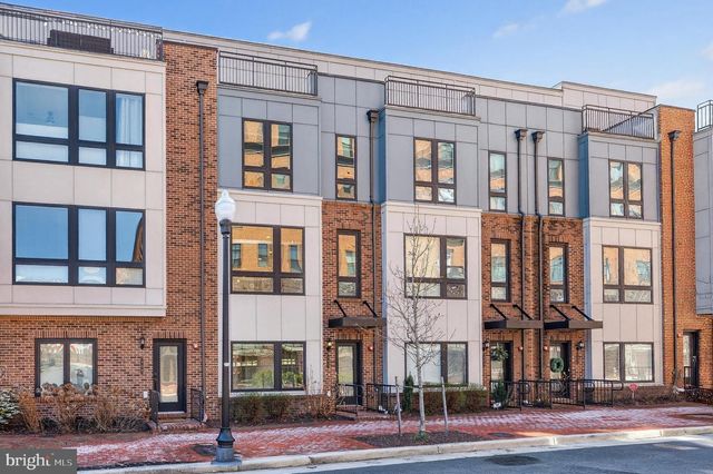 402 STABLER LN, Alexandria, VA 22304