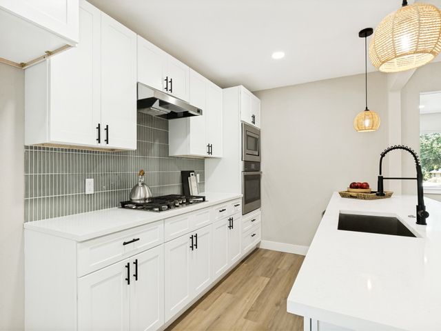 9410 Creel Creek Drive, Dallas, TX 75228