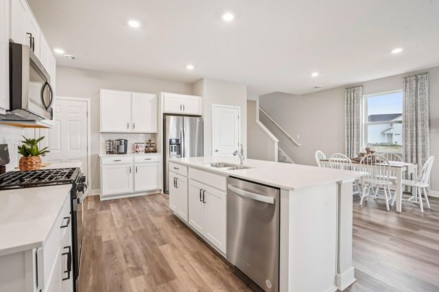 6646 208th Street W, Farmington, MN 55024