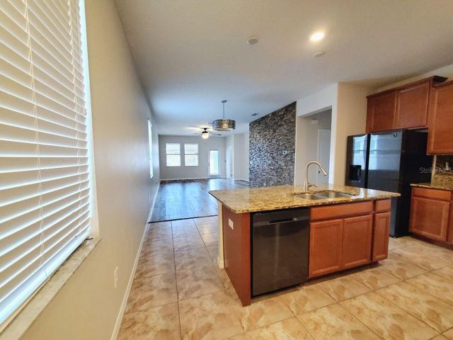 10031 NEWMINSTER LOOP, Ruskin, FL 33573
