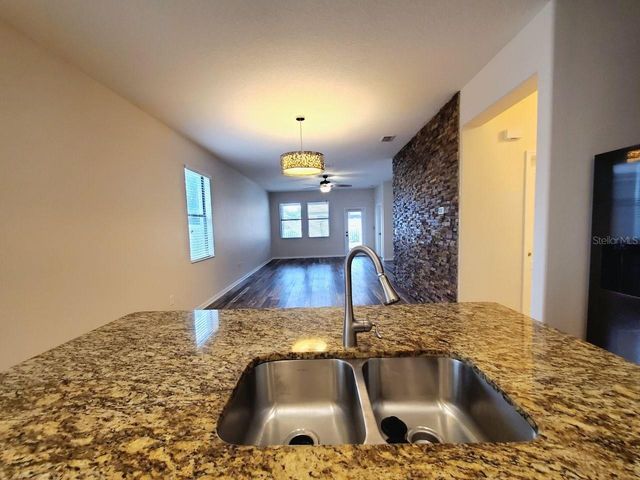 10031 NEWMINSTER LOOP, Ruskin, FL 33573