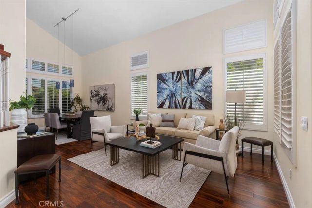 61 Hawk Hill, Mission Viejo, CA 92692
