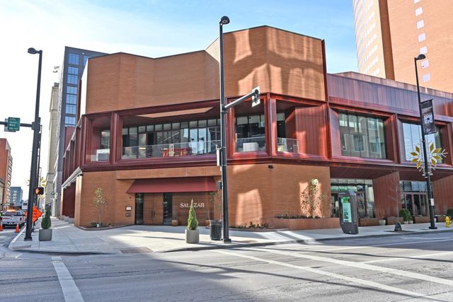353 W Fourth Street, Cincinnati, OH 45202