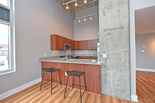 353 W Fourth Street, Cincinnati, OH 45202