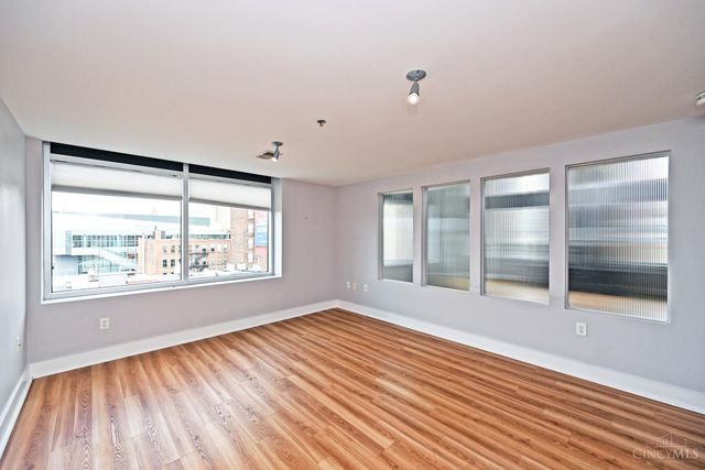 353 W Fourth Street, Cincinnati, OH 45202