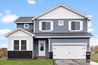 709 Spruce Street N, Cambridge, MN 55008