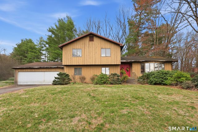 45 Quail Hollow Drive, Southington, CT 06489