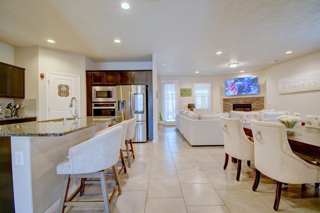 2009 Hubbard Street SE, Albuquerque, NM 87123