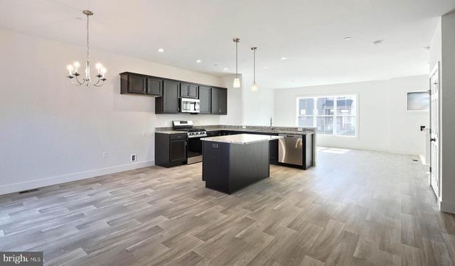 113 MADISON DR, Mechanicsburg, PA 17055