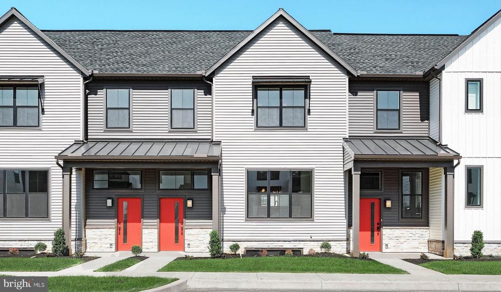 113 MADISON DR, Mechanicsburg, PA 17055