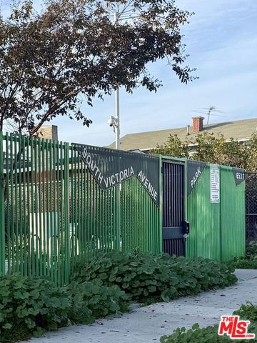 6544 S Victoria Avenue, Los Angeles, CA 90043