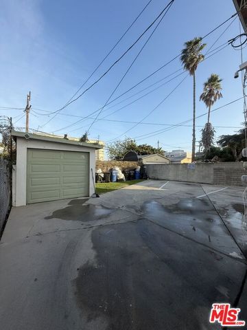 6544 S Victoria Avenue, Los Angeles, CA 90043