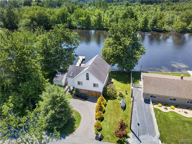 3484 Horseshoe Island Rd, Clay, NY 13041