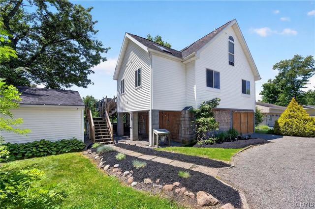 3484 Horseshoe Island Rd, Clay, NY 13041