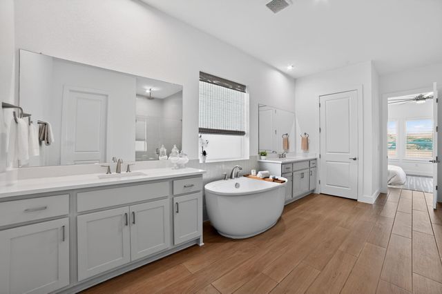 200 Alava WAY, Liberty Hill, TX 78642